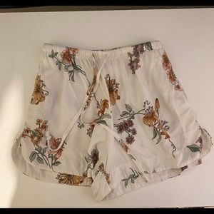 Brandy Melville shorts